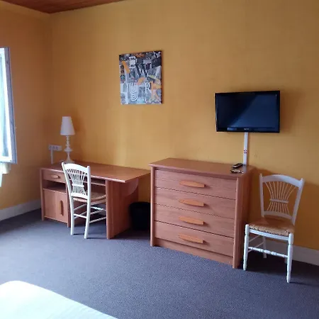 L'hostellerie De La Riviere 2* Creil