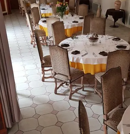 L'hostellerie De La Riviere