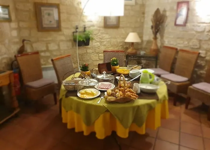 L'hostellerie De La Rivière Hotel 2*