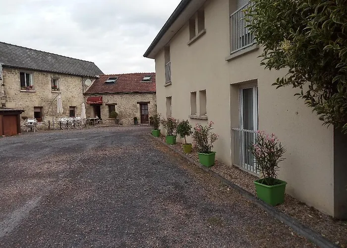 L'hostellerie De La Rivière 2* Creil