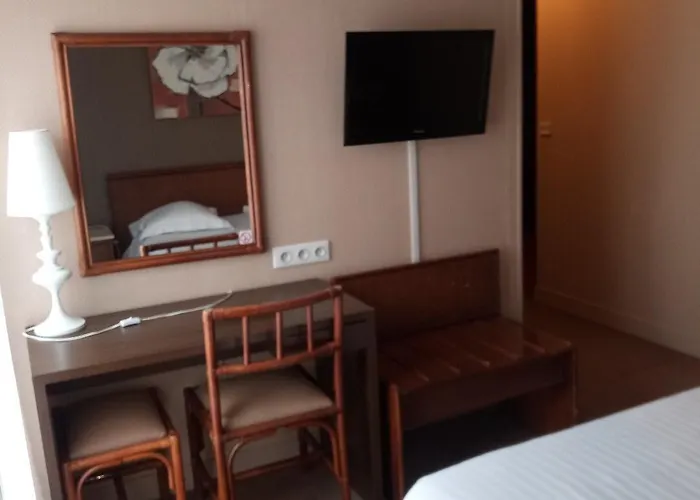 L'hostellerie De La Rivière Creil