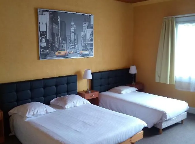 L'hostellerie De La Rivière Hotel