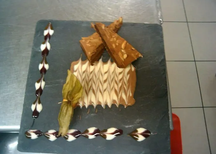 L'hostellerie De La Rivière Hotel